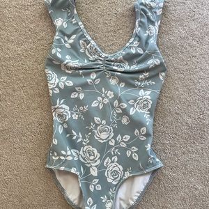Eleve CHILD LEOTARD size Large